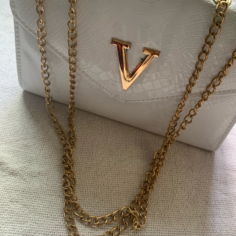 Purse - Picture 3 of 3